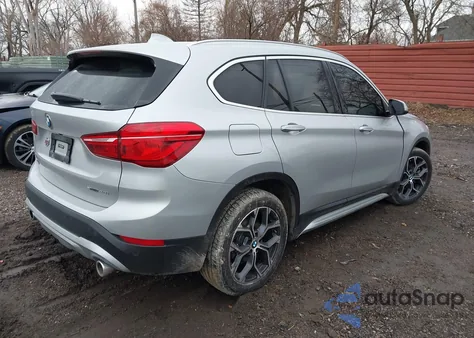 2020 BMW X1 xDrive28I z USA, uszkodzony, nr VIN WBXJG9C06L5P79527